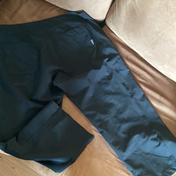 Patagonia Women Intercontinental Capri Hiking Pants Spandex Blend Black Sz 10 - Picture 6 of 9